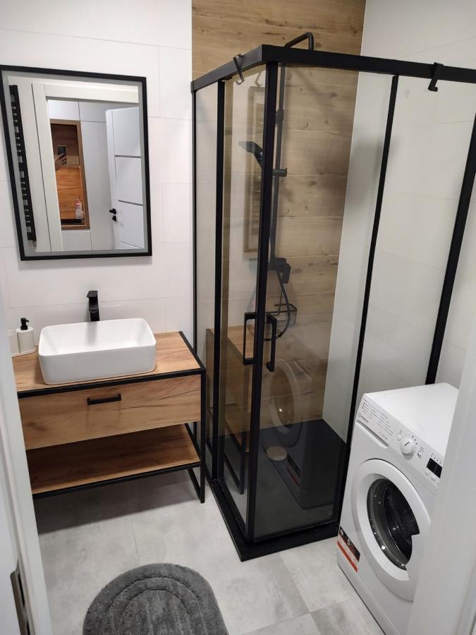 Uroczy Apartament Z Miejscem Na Auto W Garazu Lejlighed Warszawa Eksteriør billede